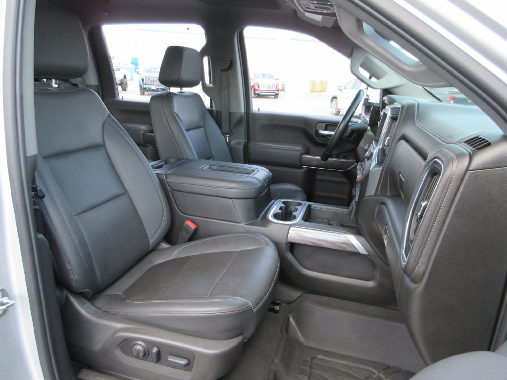 Certified 2022 Chevrolet Silverado 2500 LTZ w/ LTZ Plus Package AWD/4WD image 22