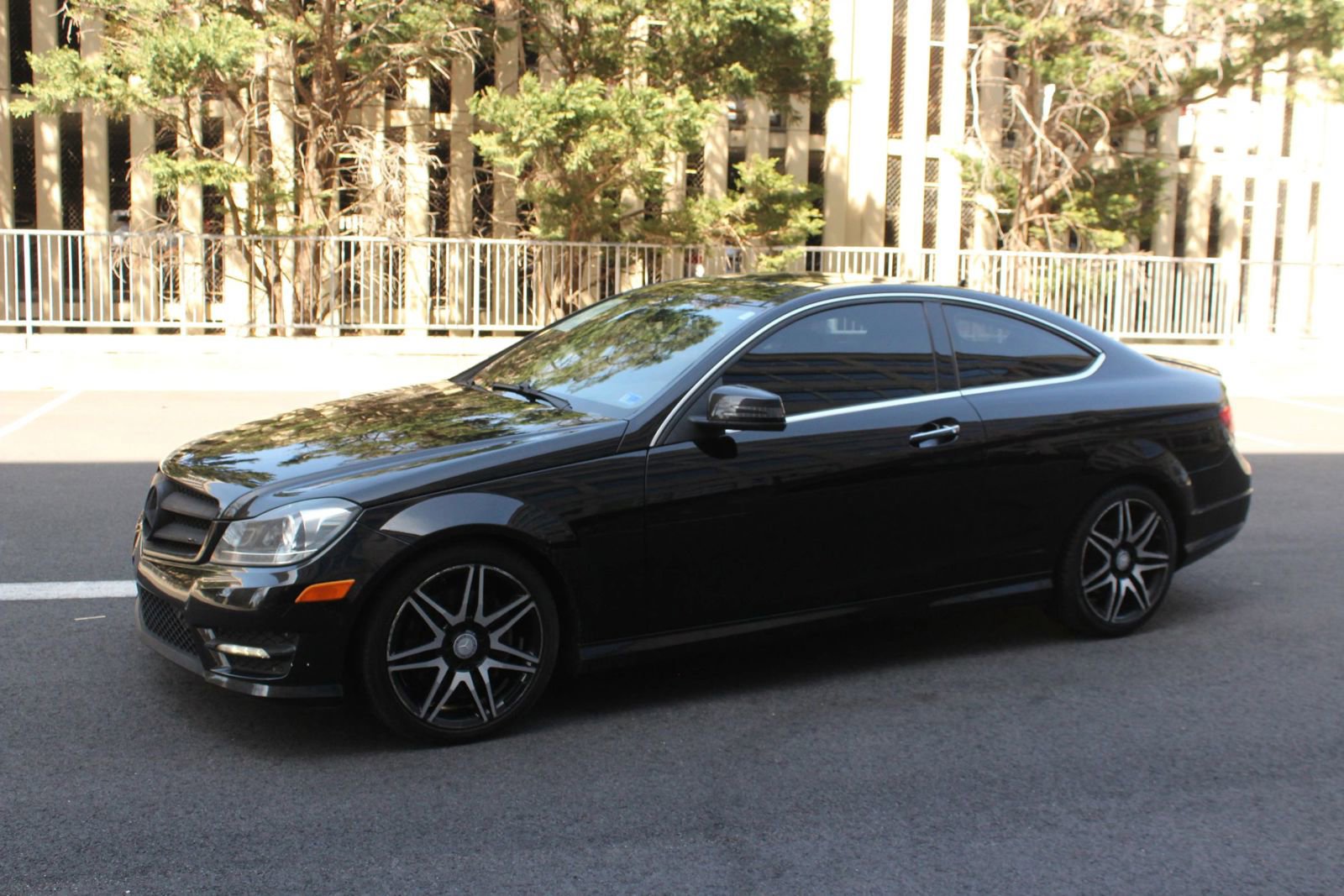 Used 2014 Mercedes-Benz C 350 4MATIC Coupe image 12