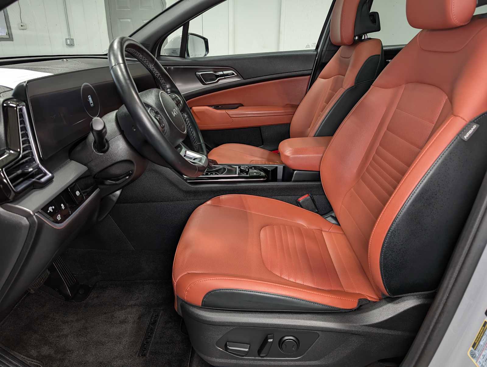 Certified 2023 Kia Sportage SX AWD/4WD image 4