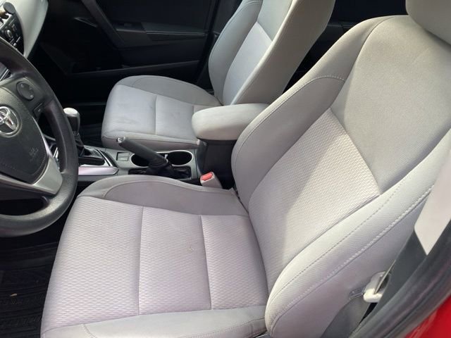 Used 2014 Toyota Corolla LE image 14