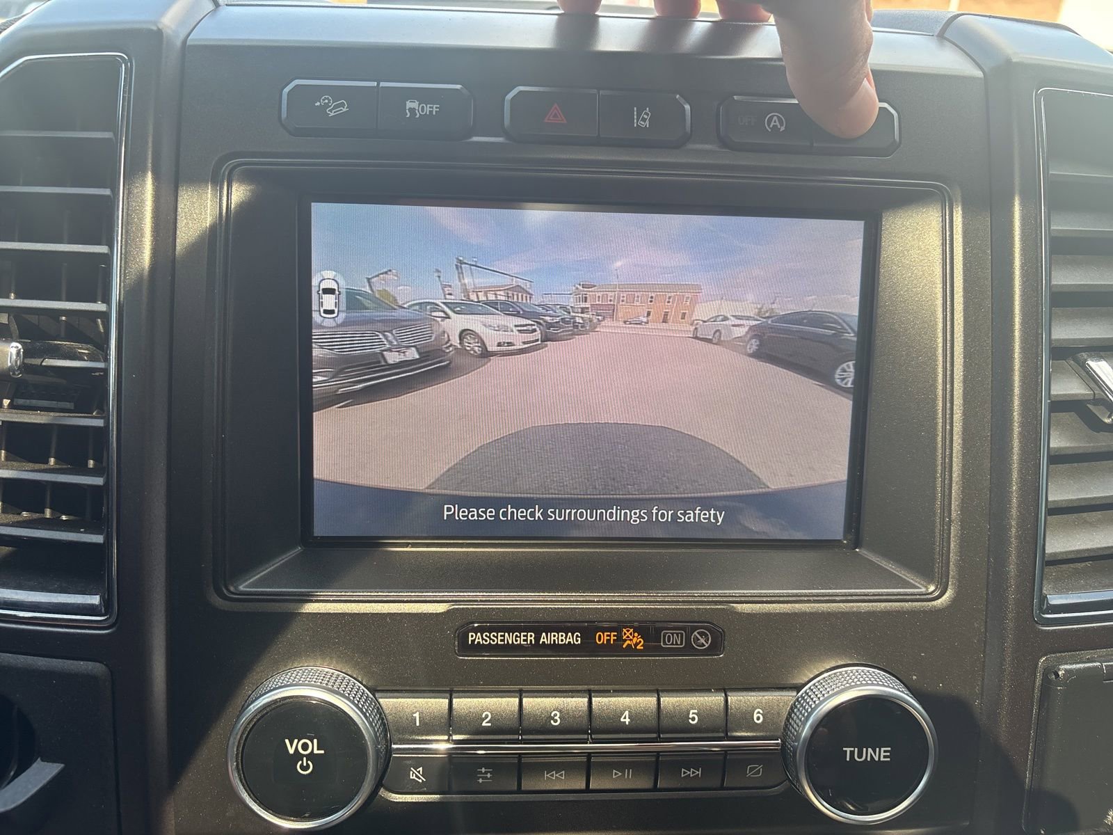 Used 2020 Ford Expedition Limited w/ Equipment Group 302A image 35