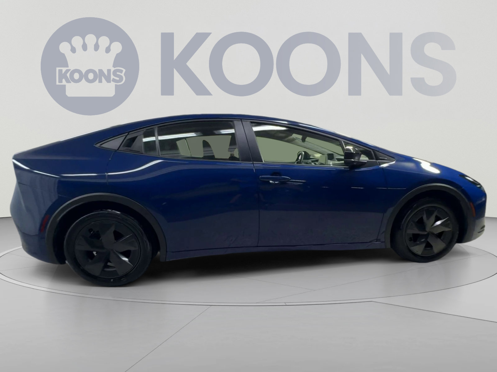 Used 2025 Toyota Prius LE FWD image 12