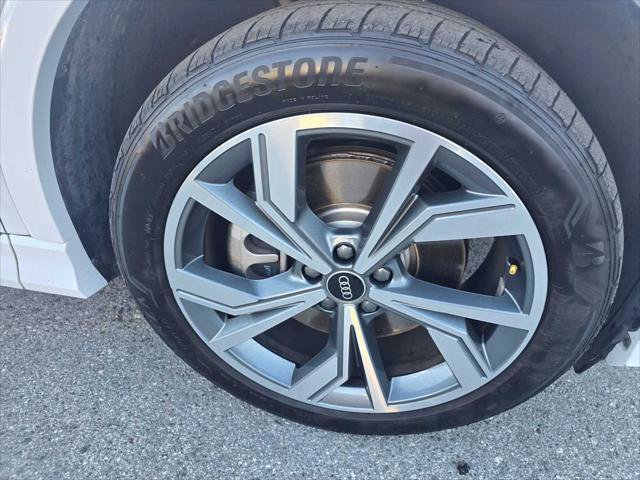 Used 2024 Audi Q4 e-tron Prestige w/ Black Optic Plus Package image 8