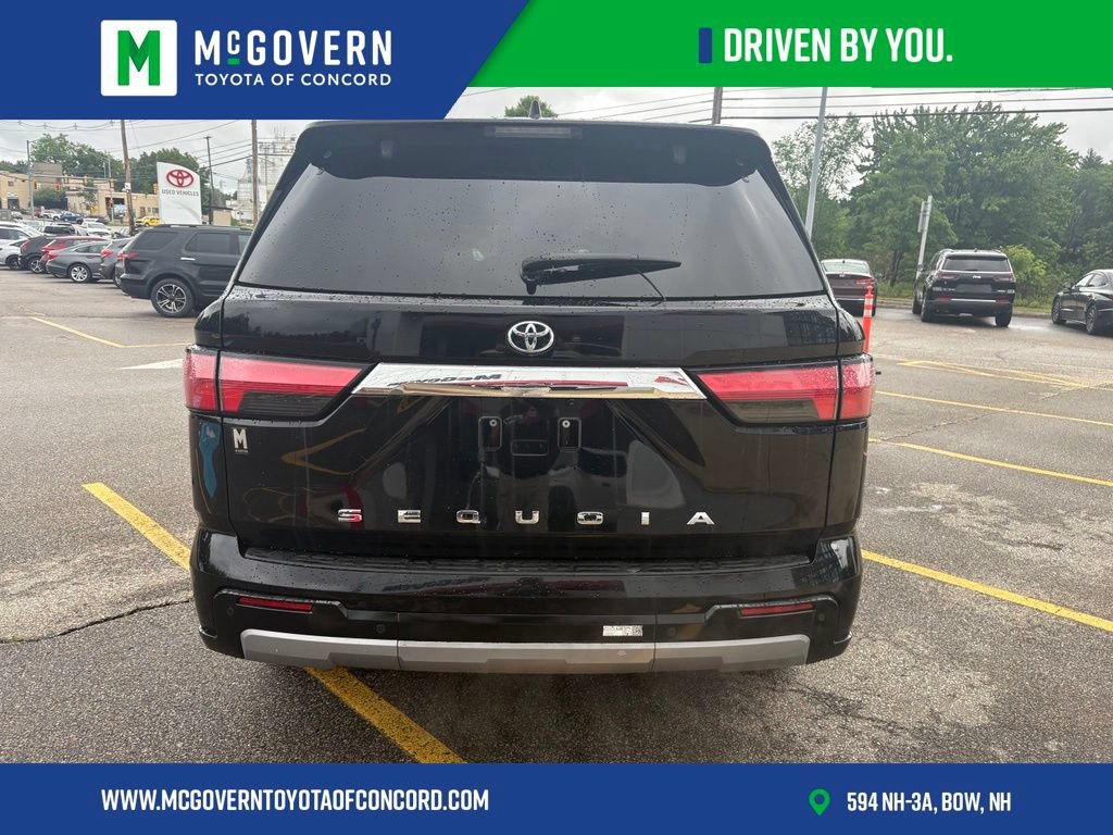 Used 2023 Toyota Sequoia Limited AWD/4WD image 4
