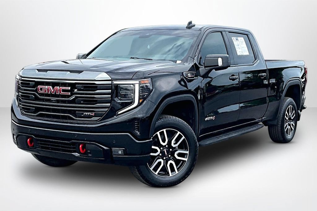 Used 2024 GMC Sierra 1500 AT4 w/ Technology Package AWD/4WD image 3