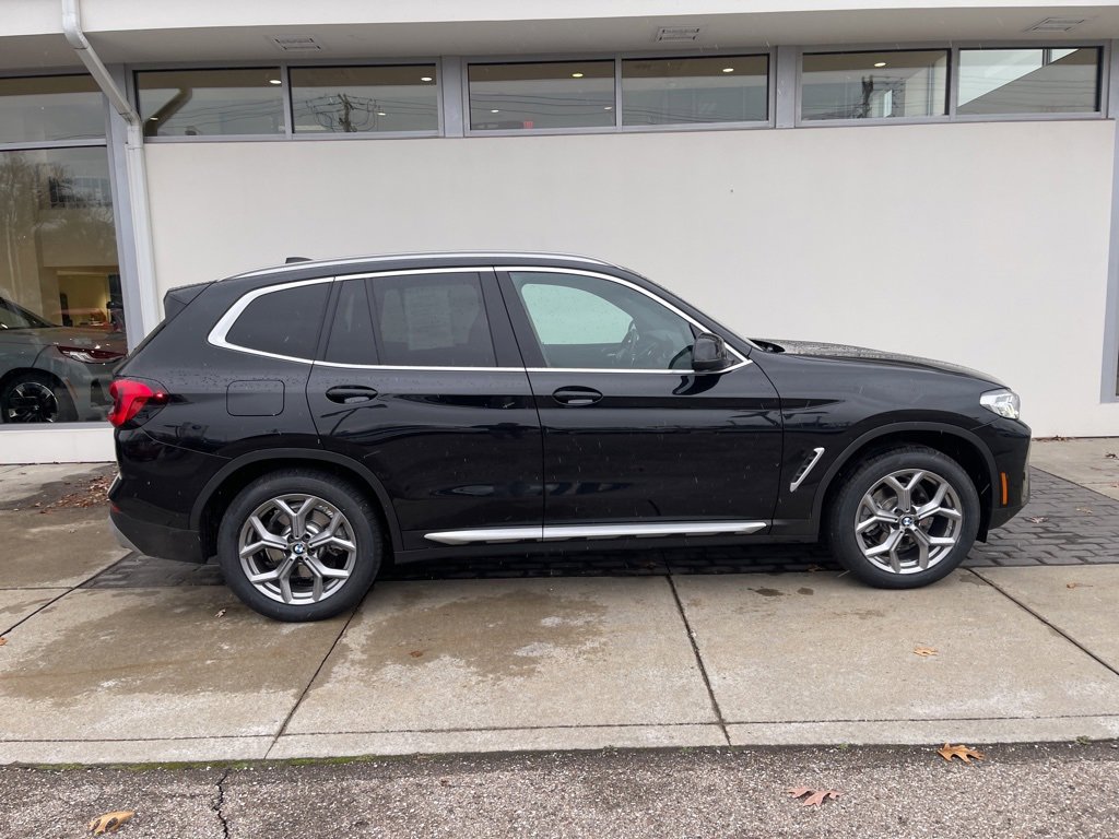 Certified 2023 BMW X3 xDrive30i w/ Premium Package image 4