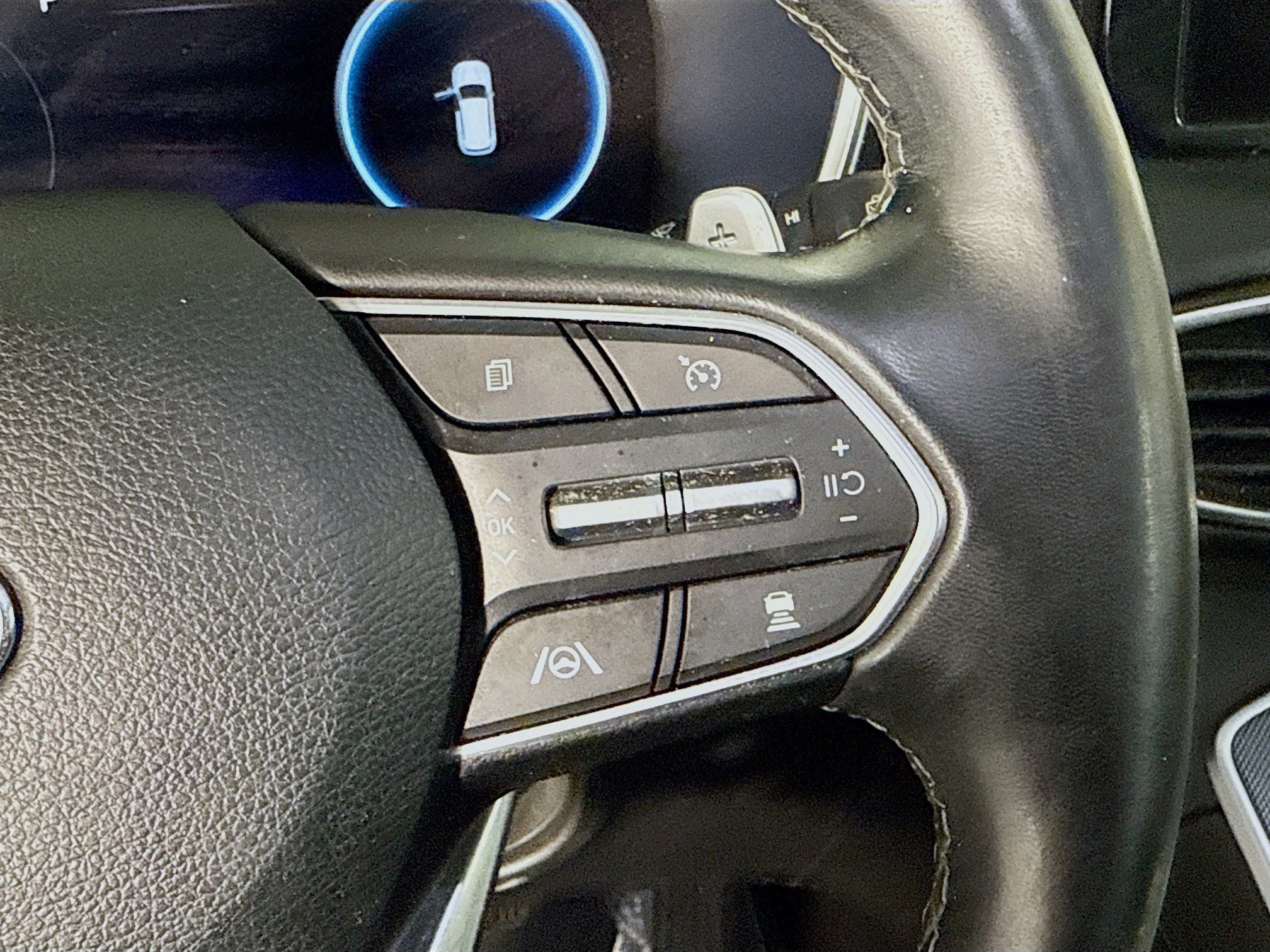 Used 2022 Hyundai Santa Fe Limited image 15