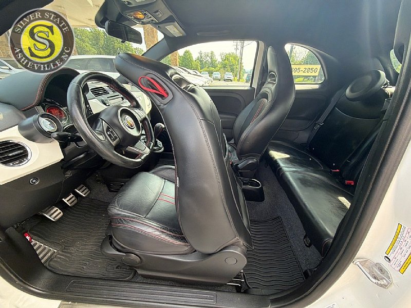 Used 2013 FIAT 500 Abarth w/ Beats Audio Pkg FWD image 13