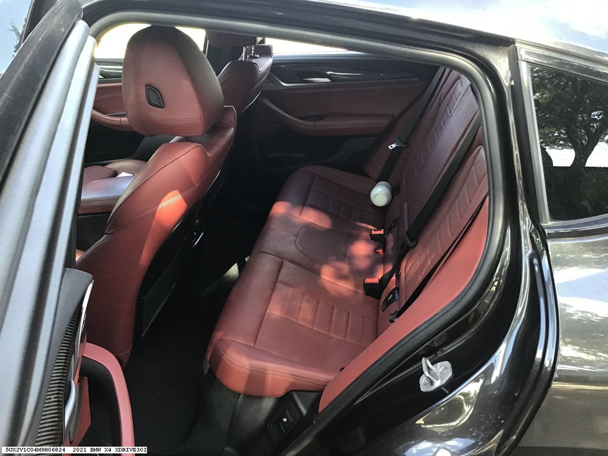 Used 2021 BMW X4 xDrive30i w/ M Sport Package AWD/4WD image 8