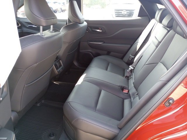 Used 2023 Toyota Crown Platinum image 11