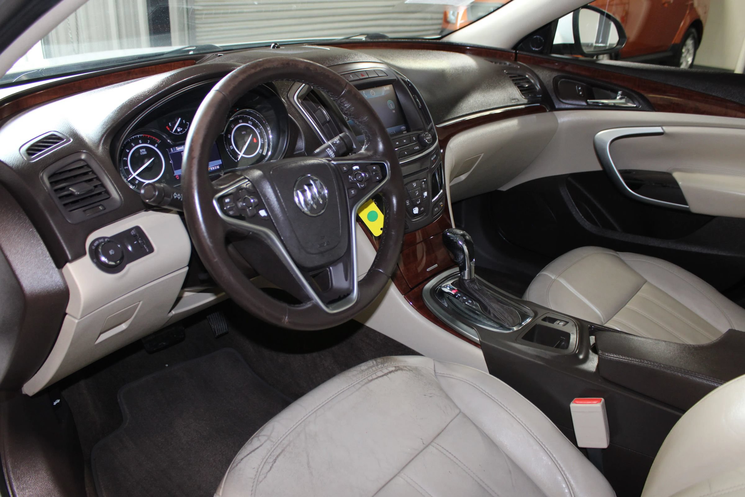 Used 2014 Buick Regal FWD image 19