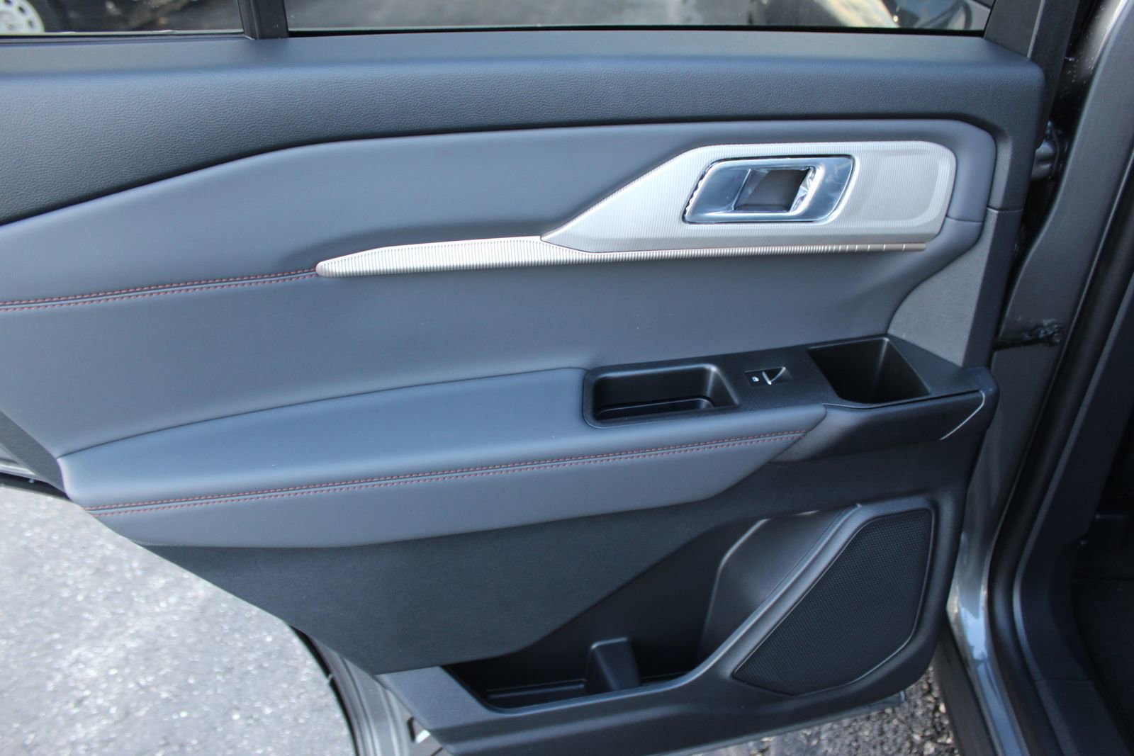 New 2026 Ford Explorer Active image 17