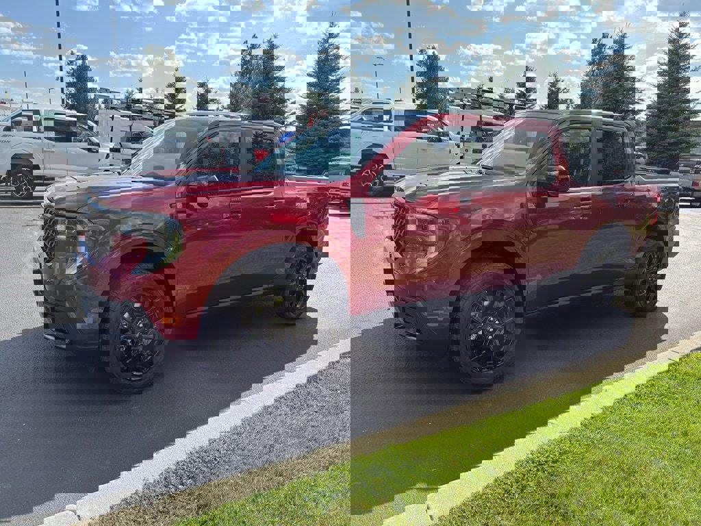 New 2025 Ford Maverick Lariat w/ Black Appearance Package image 3