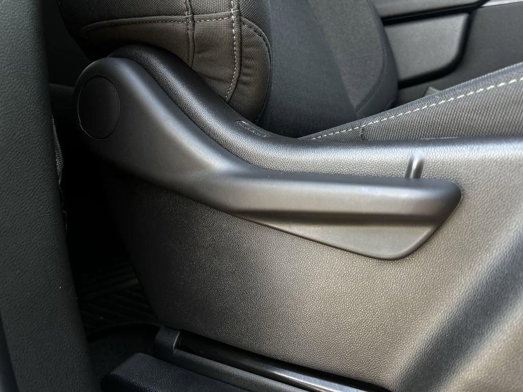 Used 2024 GMC Sierra 1500 Pro w/ Pro Value Package AWD/4WD image 29