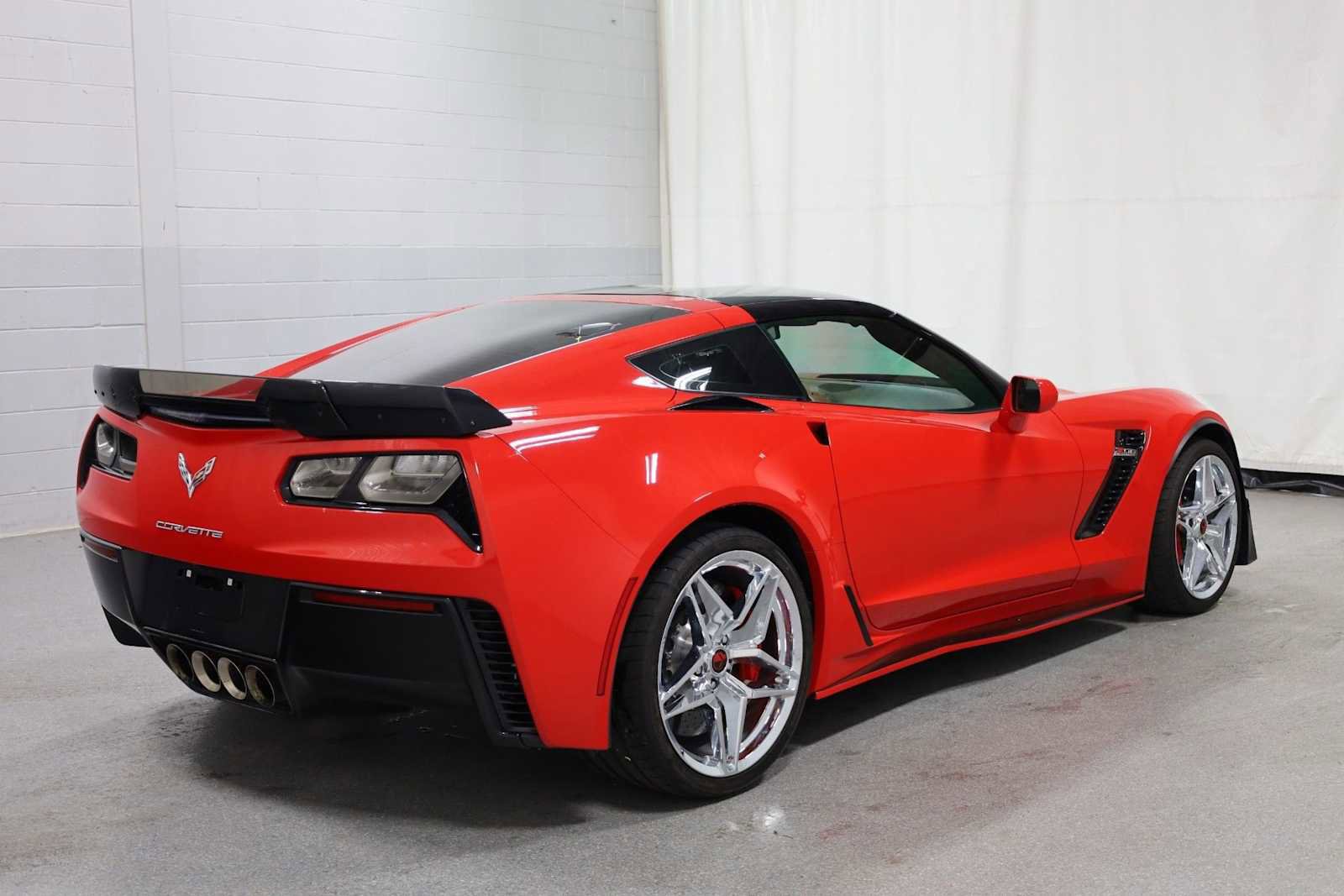Used 2016 Chevrolet Corvette Z06 image 9