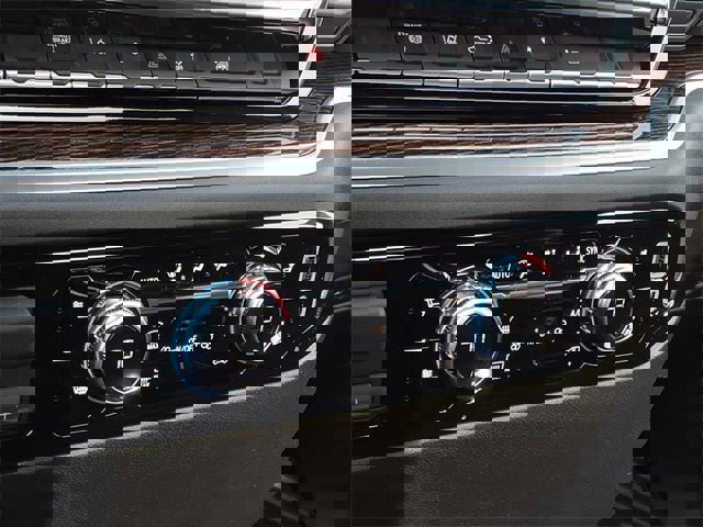 New 2026 GMC Sierra 2500 SLE image 10