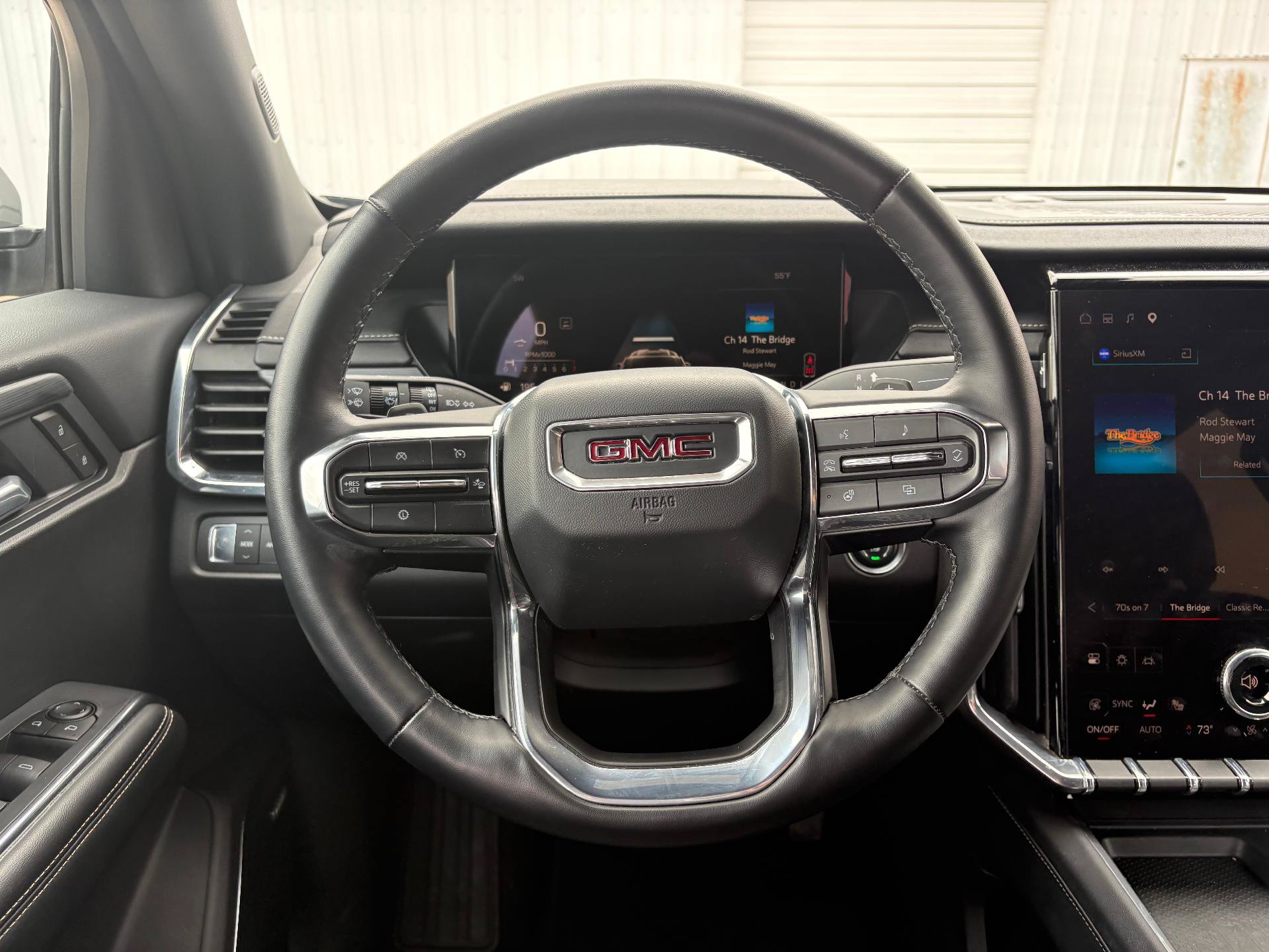 Used 2025 GMC Acadia Elevation AWD/4WD image 31
