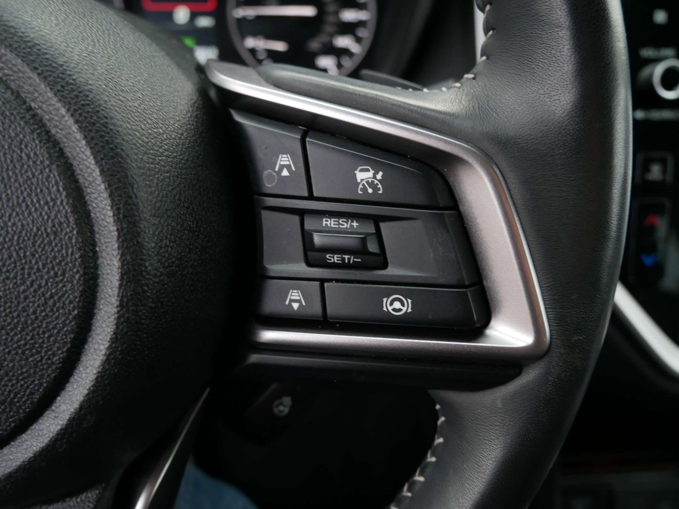 Used 2024 Subaru Ascent Touring image 30