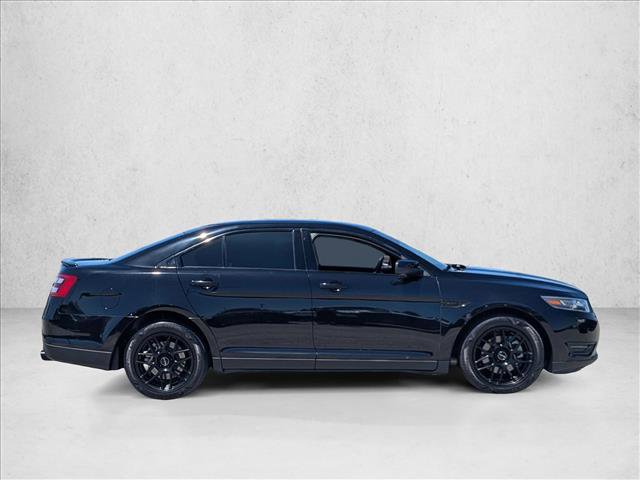Used 2017 Ford Taurus SEL FWD image 4