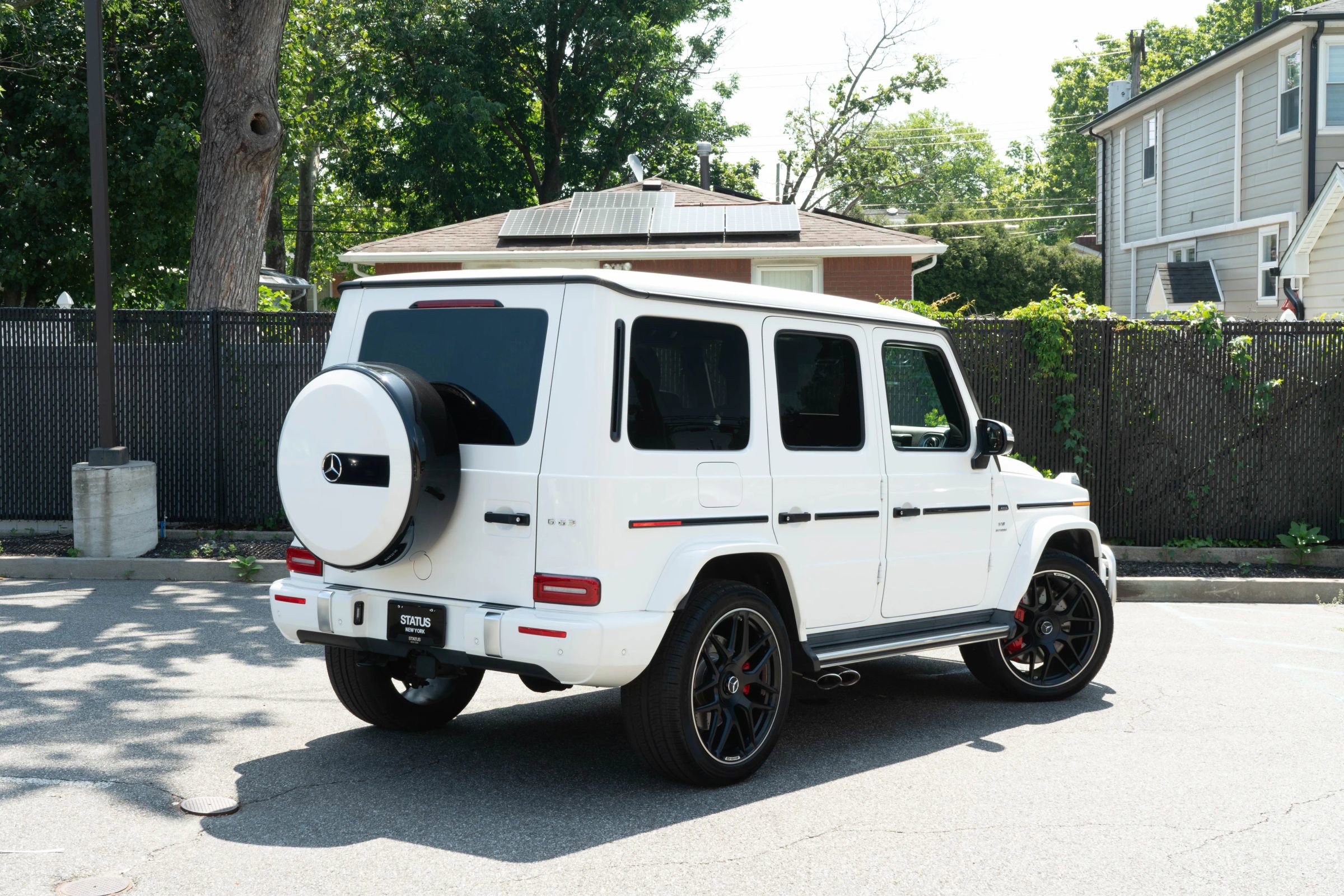 Used 2021 Mercedes-Benz G 63 AMG 4MATIC w/ G Manufaktur Interior Package image 26