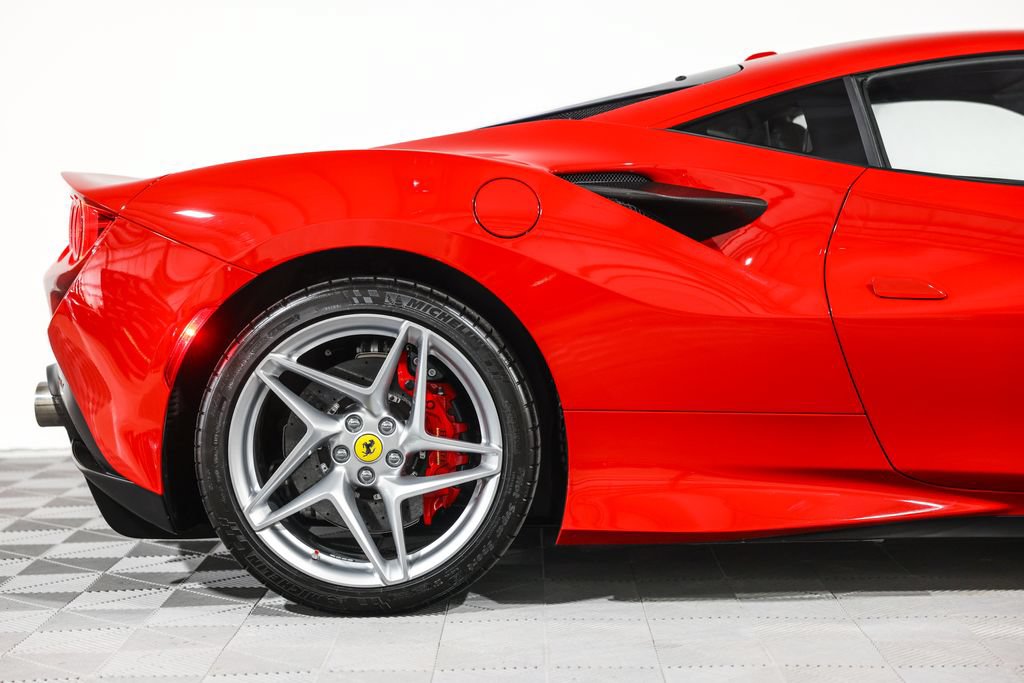 Used 2020 Ferrari F8 Tributo RWD image 3