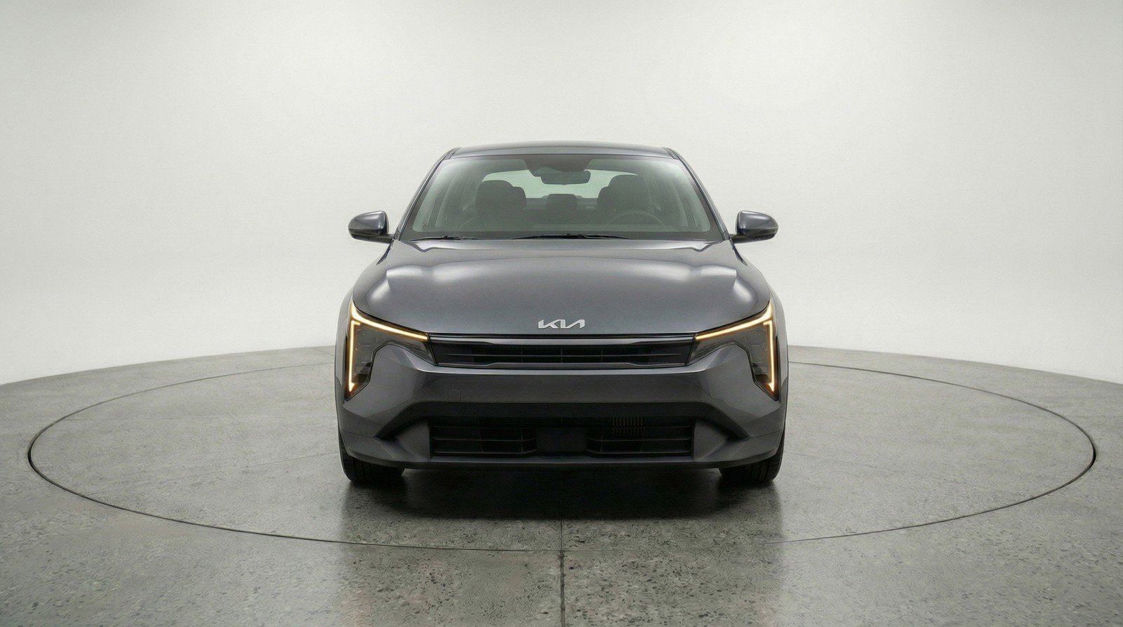 Used 2025 Kia K4 LXS image 2