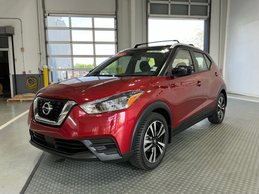 Used 2020 Nissan Kicks SV w/ Exterior Package image 2