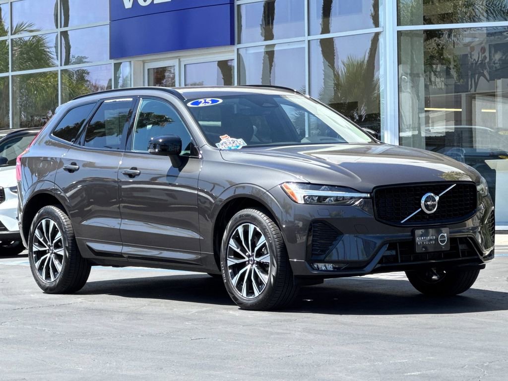 Certified 2025 Volvo XC60 B5 Core AWD/4WD image 7