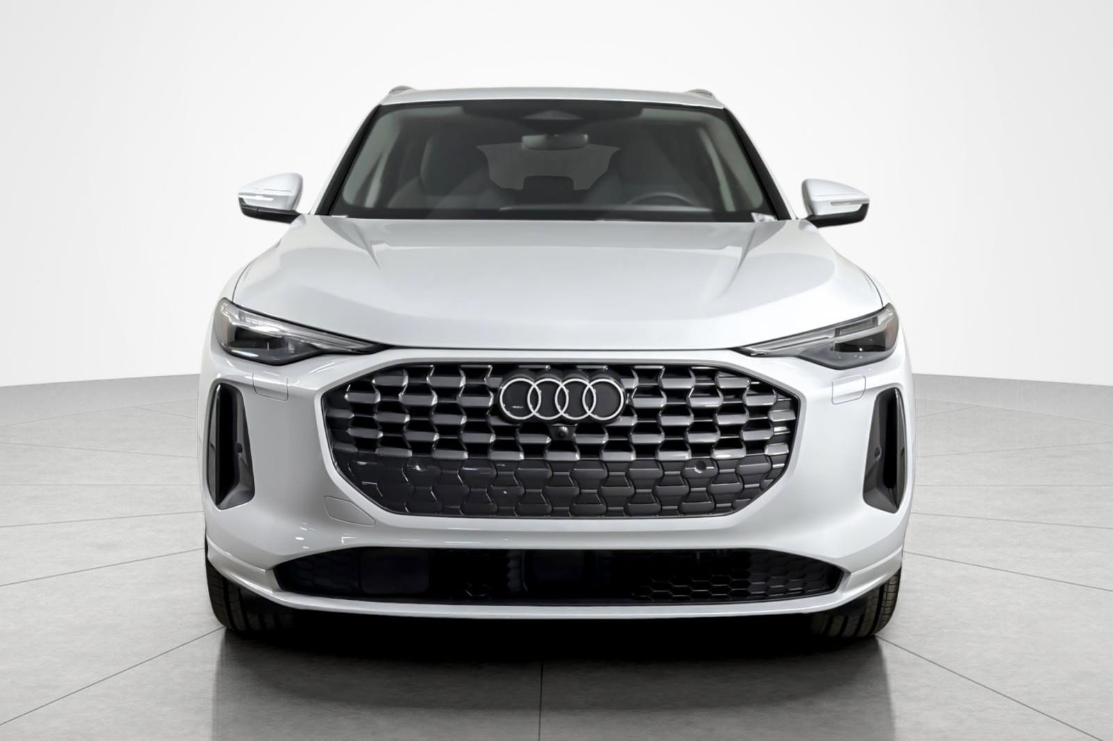 Used 2025 Audi Q5 Premium Plus w/ Premium Plus image 8