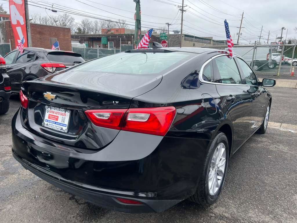 Used 2023 Chevrolet Malibu LT image 12