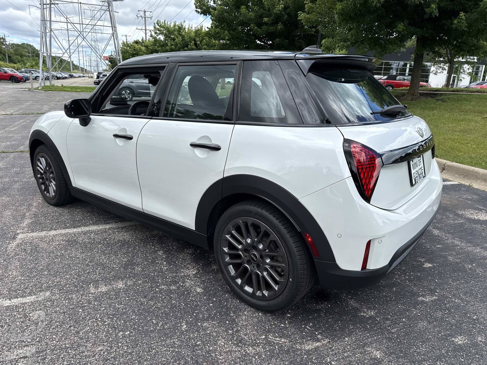 Certified 2025 MINI Cooper S FWD image 8