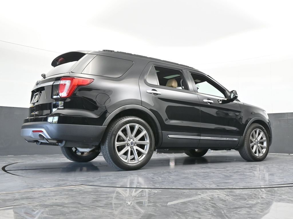 Used 2017 Ford Explorer Limited image 67