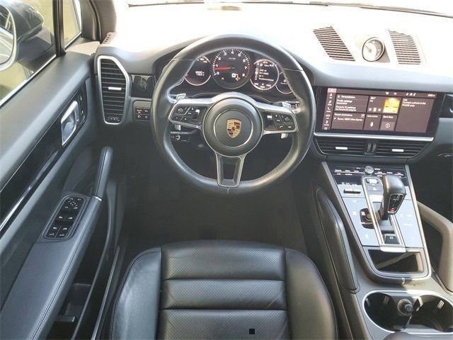 Used 2021 Porsche Cayenne AWD/4WD image 38