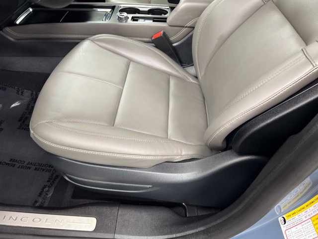 Used 2026 Lincoln Corsair Premiere AWD/4WD image 14