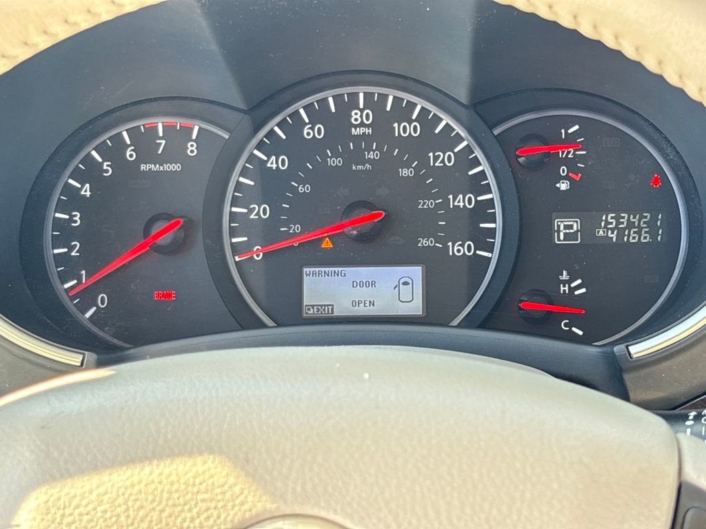 Used 2016 Nissan Quest SV image 23