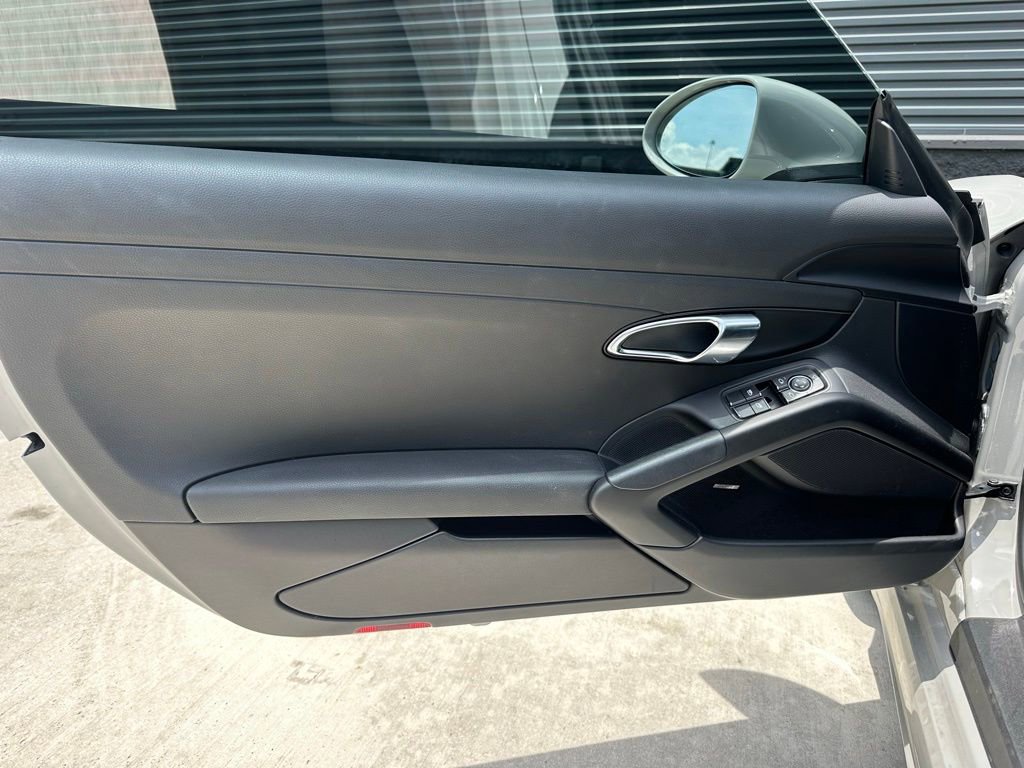 Certified 2025 Porsche 718 Cayman RWD image 19