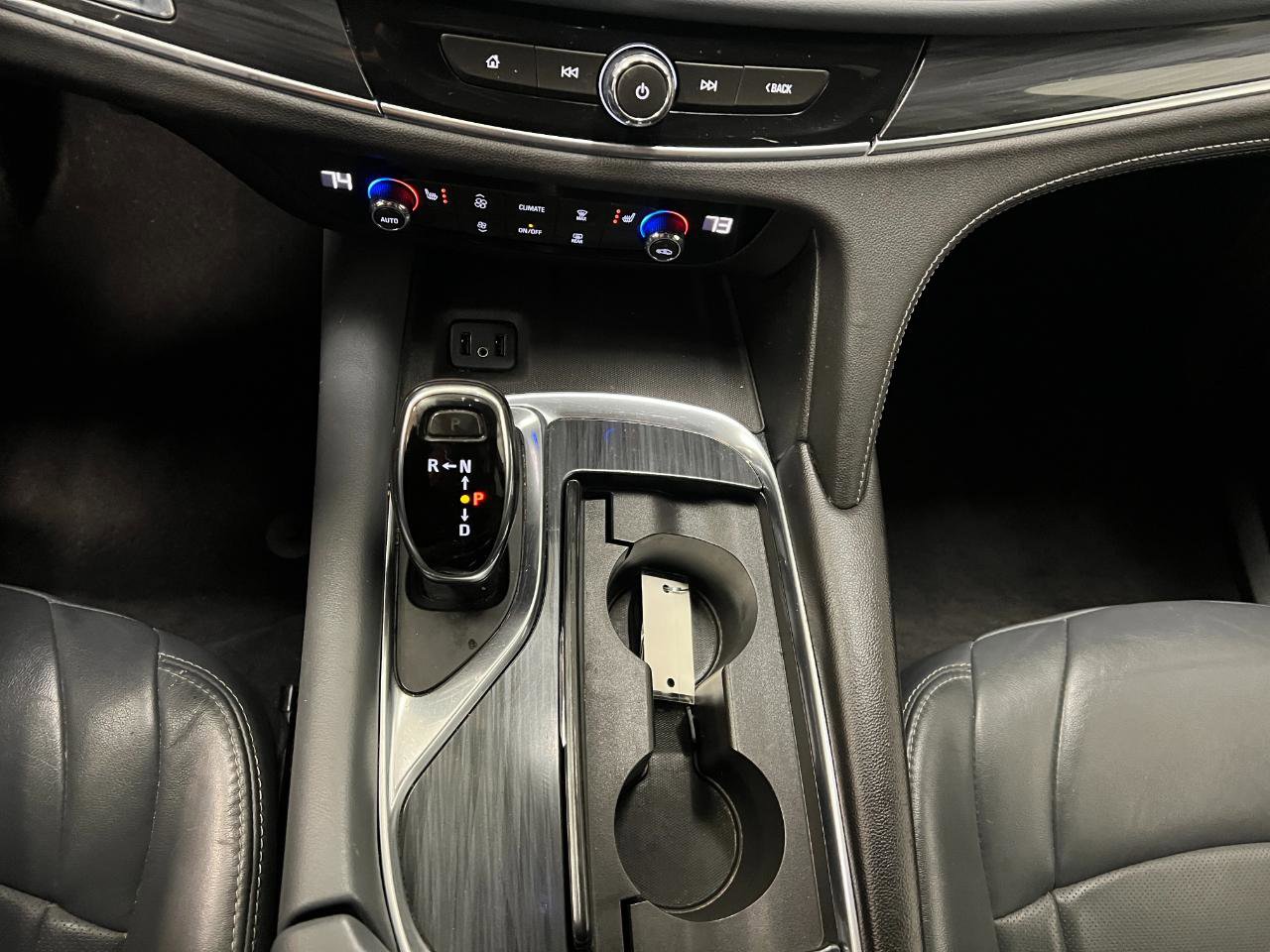 Used 2019 Buick Enclave Essence FWD image 43