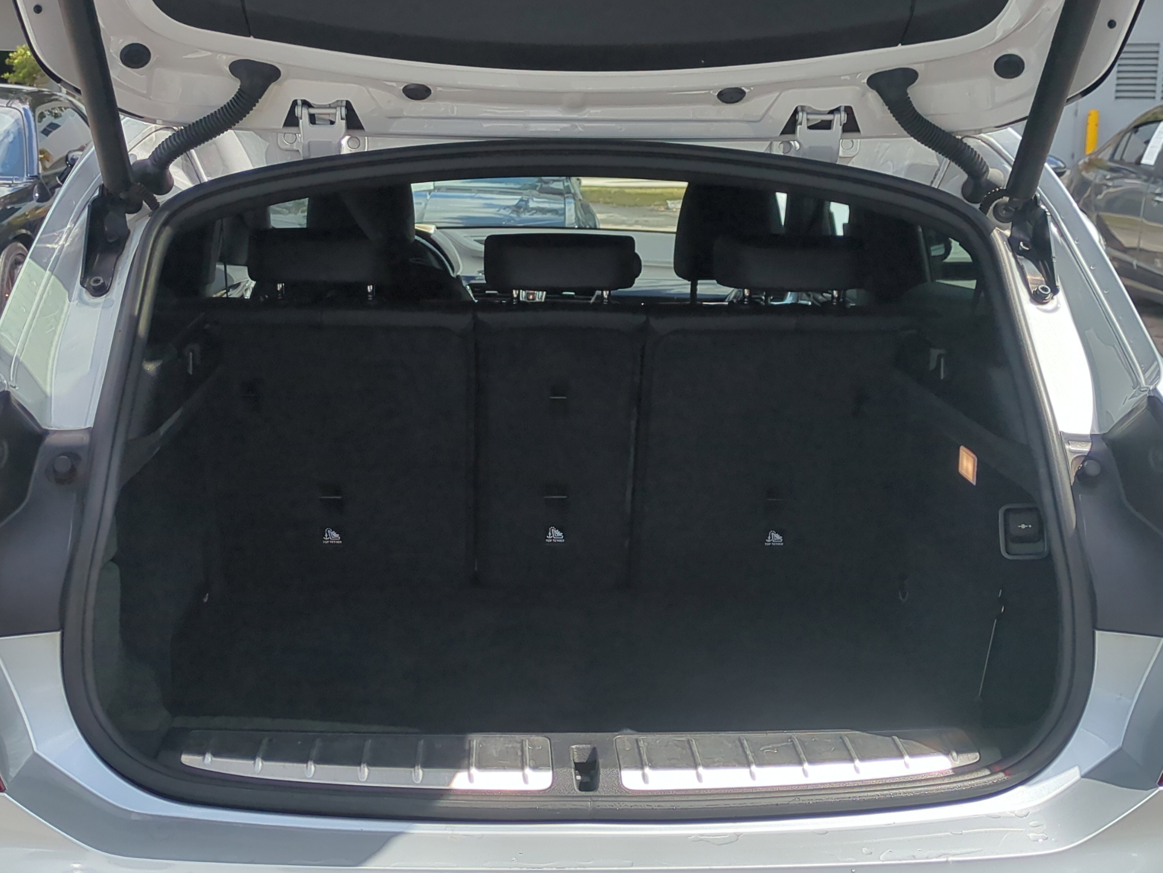 Used 2019 BMW X2 sDrive28i w/ Convenience Package image 13