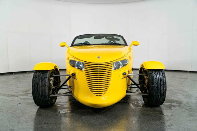 Used 2002 Chrysler Prowler image 3
