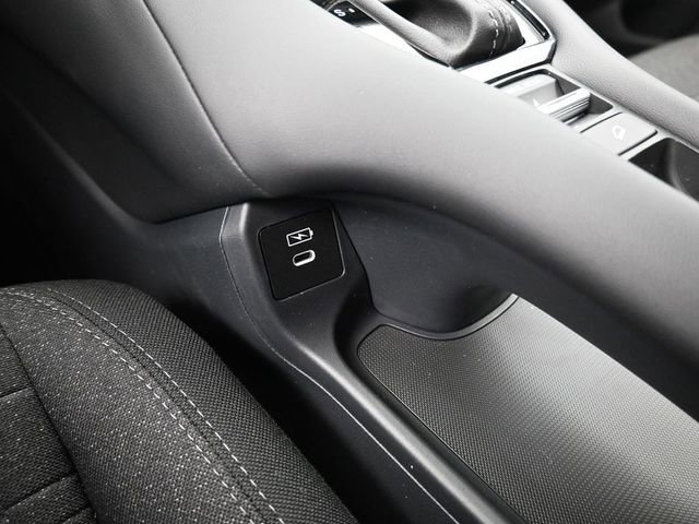 New 2026 Honda HR-V LX image 19