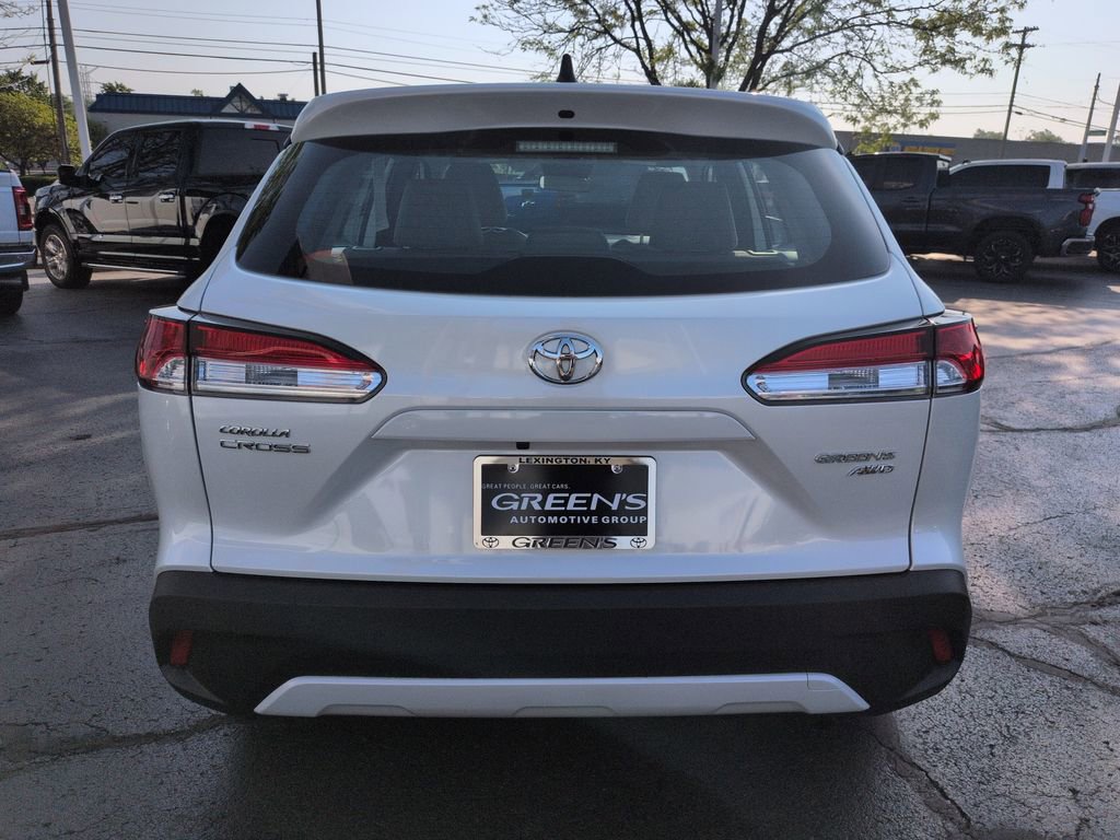 Certified 2023 Toyota Corolla Cross L AWD/4WD image 4