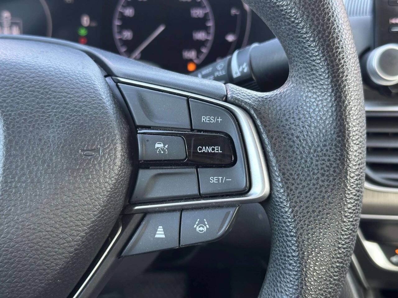 Used 2022 Honda Accord LX image 26
