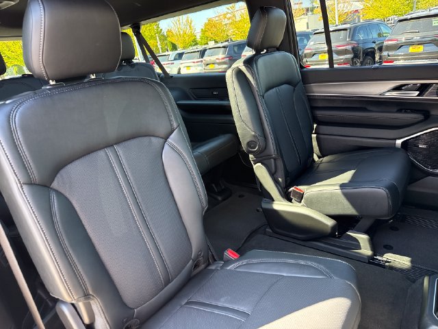 New 2026 Jeep Grand Wagoneer L Limited AWD/4WD image 22