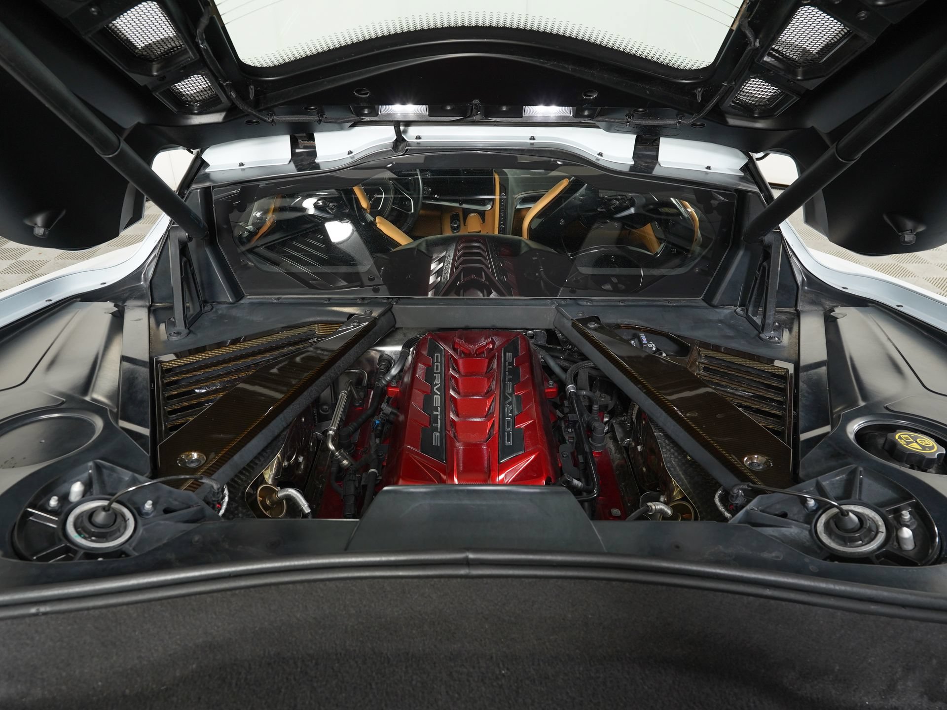 Used 2021 Chevrolet Corvette Stingray Premium Cpe w/ Z51 Performance Package RWD image 9