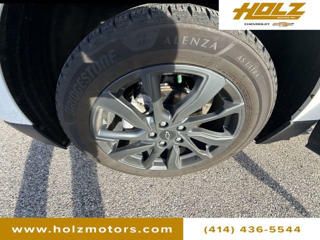 Certified 2022 Chevrolet Equinox RS w/ Infotainment Package image 26