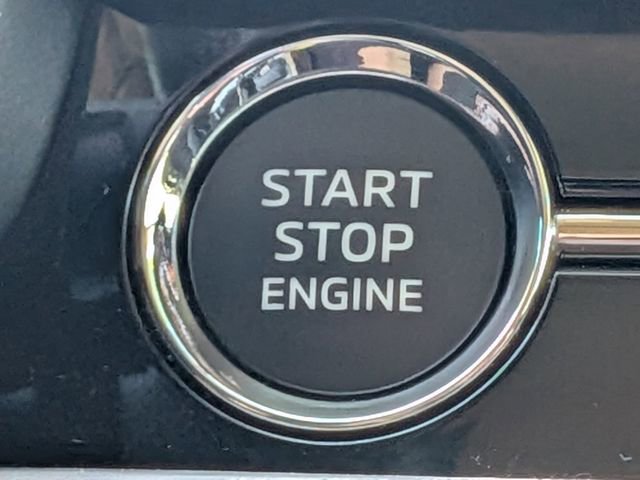 Used 2025 Mitsubishi Outlander ES image 34