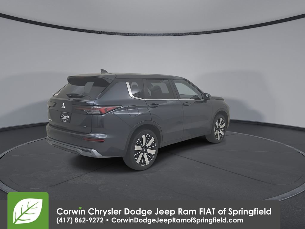 Used 2025 Mitsubishi Outlander SE FWD image 15
