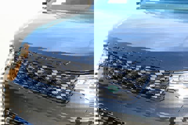 New 2025 Land Rover Discovery Dynamic SE image 12