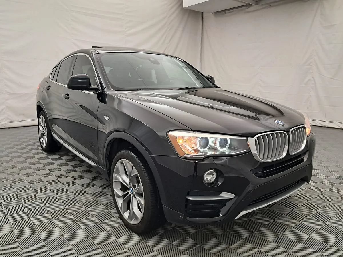 Used 2018 BMW X4 xDrive28i AWD/4WD image 3