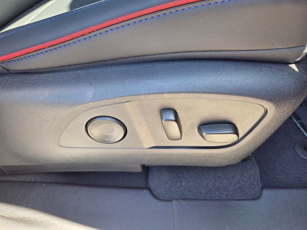 Certified 2025 Chevrolet Silverado EV RST image 18